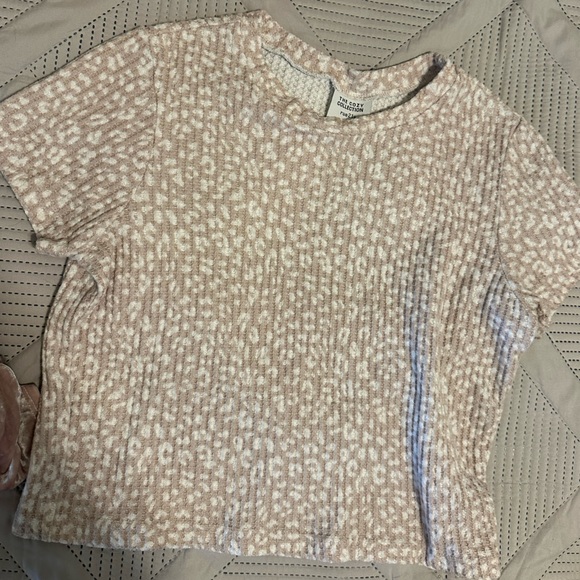 Crop Tee Bundle - Picture 3 of 3